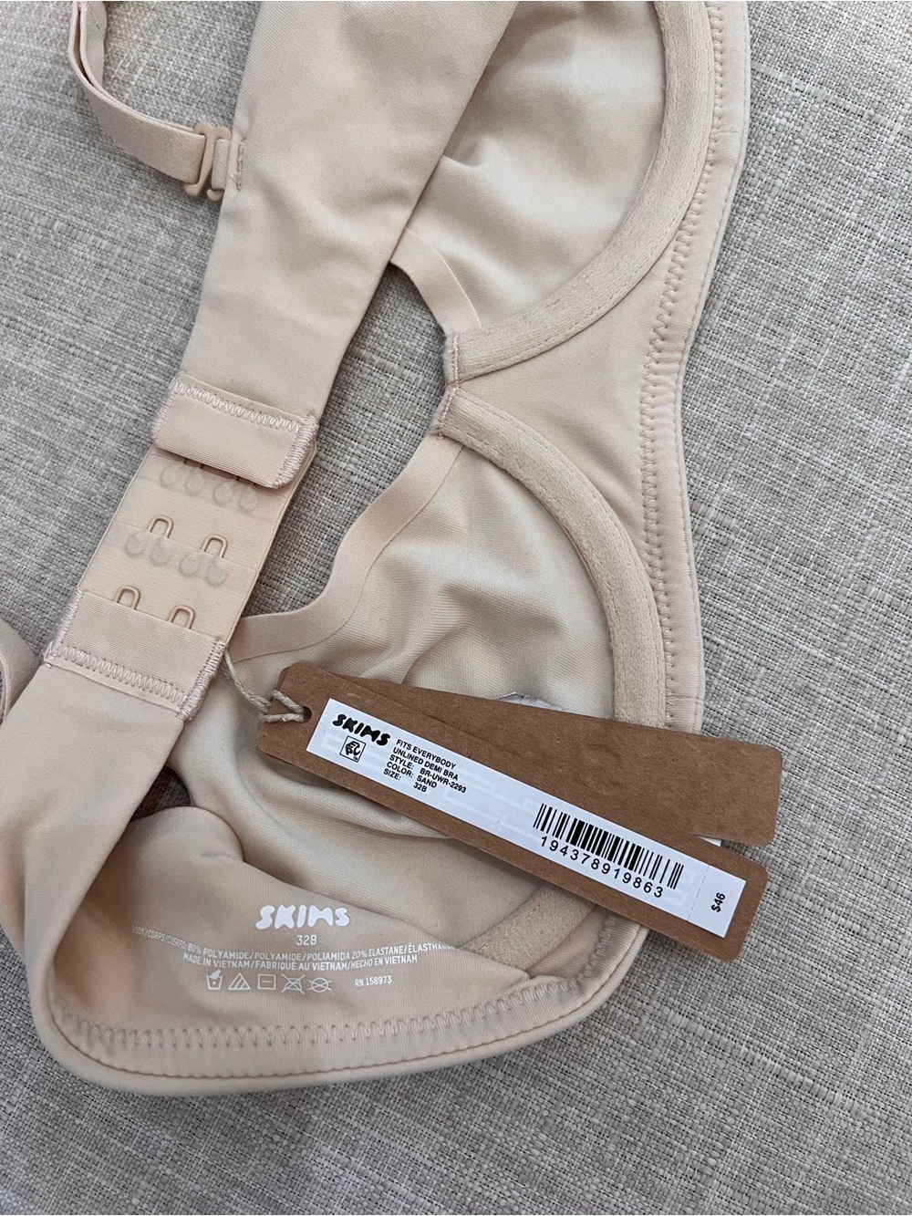 SKIMS Fits Everybody Unlined Demi Bra in Nude Sand 32B Brand New w/ Tags!! - Picture 5 of 8
